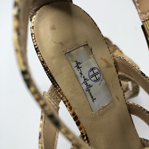 NEW Hot in Hollywood Tan Taupe Snake Skin Gladiator Strappy Ankle Sandals Shoes - Picture 6 of 14